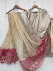 MINHA FESTIVE COLLECTION