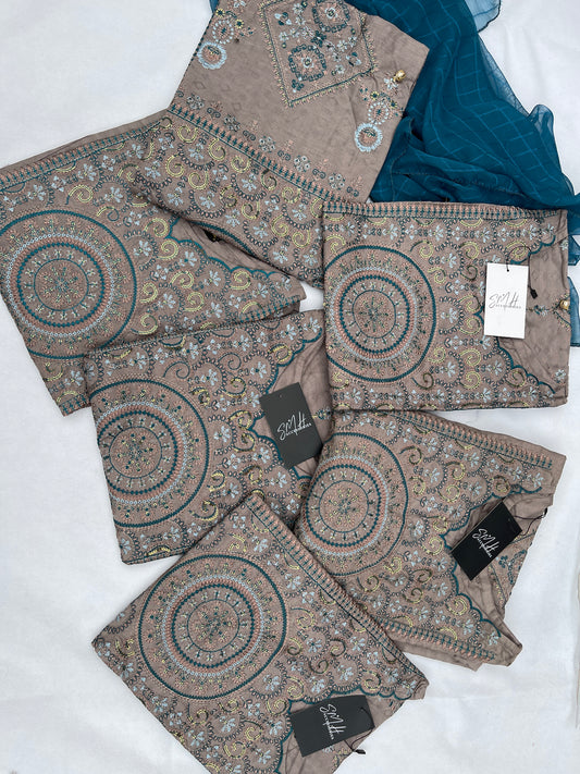 Embroidered kurta