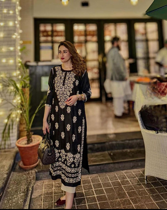 Indian chickan kari kurta