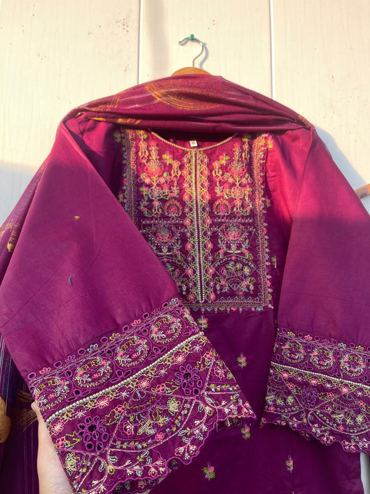 FARASHA LAWN 3PC COLLECTION