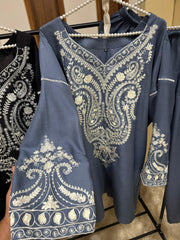 ROSHI TRADITIONAL DRESS