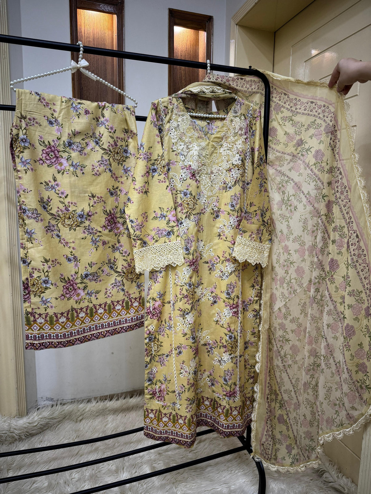 SHEEN CHICKAN LAWN COLLECTION