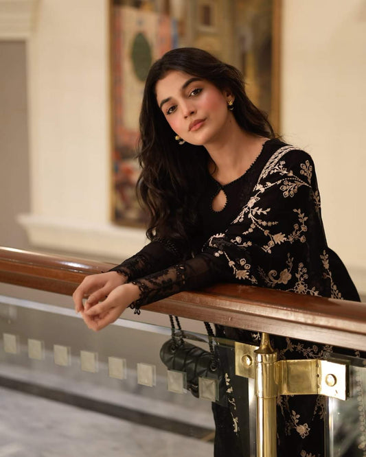 Zari Sitara Embroidered Chiffon 3-Piece Set in Black