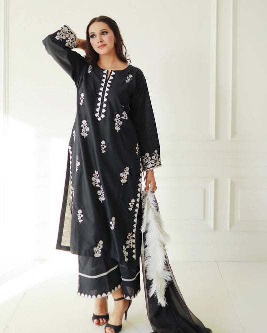 SMH Accessories Premium Lawn Collection - Breathable & Elegant Scarves