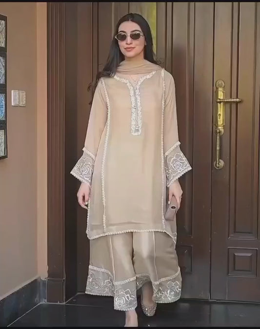 Chiffon festive collection
